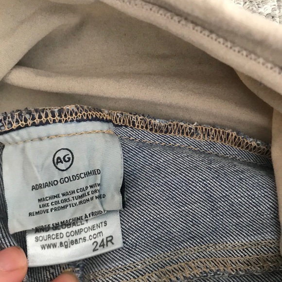 AG maternity jean size 24 - Picture 4 of 6